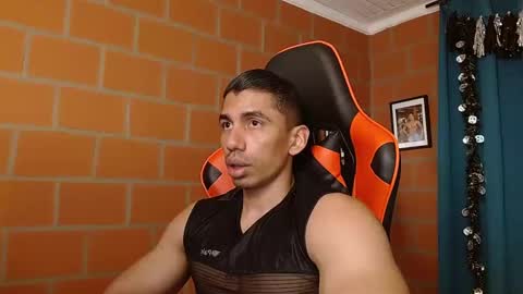 Adan Sin online show from 01-15-25, 07:23