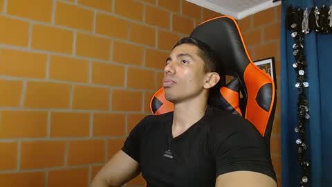 Adan Sin online show from 03-04-25, 03:48