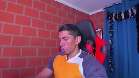 Adan Sin online show from 03-06-25, 03:24
