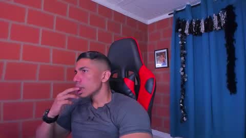 Adan Sin online show from 03-08-25, 04:17