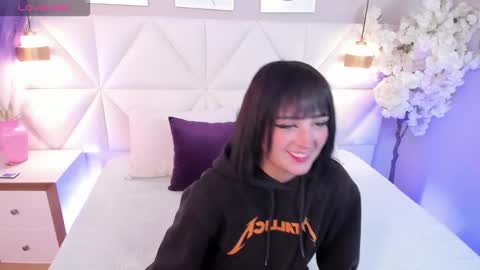 Snapshot of adara_carter_ chatting on 12-15-25, 03:33 adara_carter_ online show from 12-15-25, 03:33