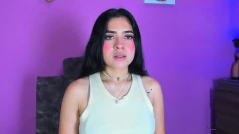 Snapshot of adara_johnson_ chatting on 01-04-25, 11:33 Adara Johnson online show from 01-04-25, 11:33