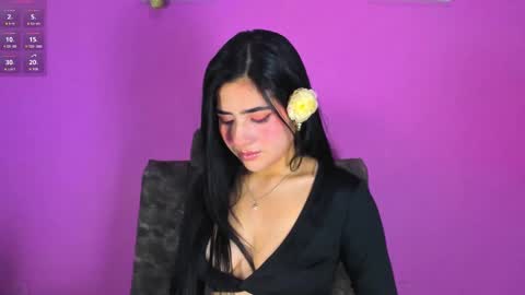 Snapshot of adara_johnson_ chatting on 02-23-25, 11:44 Adara Johnson online show from 02-23-25, 11:44