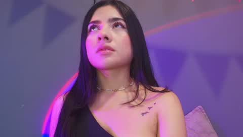  Adara Johnson  online show from 06-25-26, 11:37