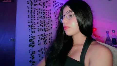 Snapshot of adararose1 chatting on 02-19-25, 08:52 Adara online show from 02-19-25, 08:52
