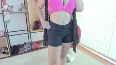 Snapshot of adaspencer_1 chatting on 12-23-24, 06:05 Ada Spencer online show from 12-23-24, 06:05