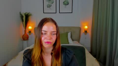 Snapshot of addelia chatting on 04-07-26, 01:44 Addelia online show from 04-07-26, 01:44