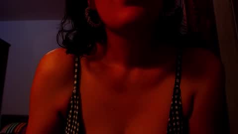 Snapshot of addicted2uts chatting on 09-23-25, 10:02 amy online show from 09-23-25, 10:02