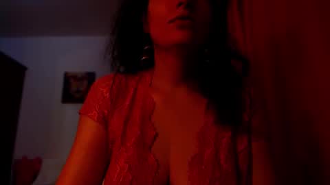 Snapshot of addicted2uts chatting on 02-08-26, 12:36 amy online show from 02-08-26, 12:36