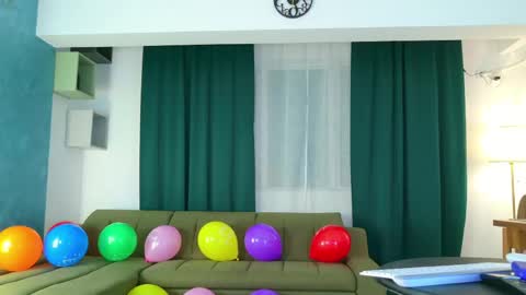 Snapshot of addictive_t chatting on 03-06-26, 10:17 Tori online show from 03-06-26, 10:17