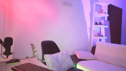 Snapshot of addictsqueen chatting on 02-10-25, 03:57 ADDICTION online show from 02-10-25, 03:57