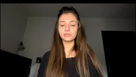 Snapshot of addisonadorable chatting on 04-11-26, 12:20 Addison online show from 04-11-26, 12:20