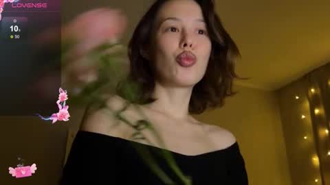 Adele online show from 03-17-26, 11:41