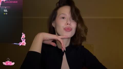 Adele online show from 03-19-26, 10:03