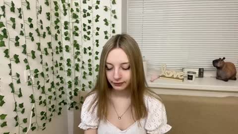 Adele online show from 12-09-24, 01:34