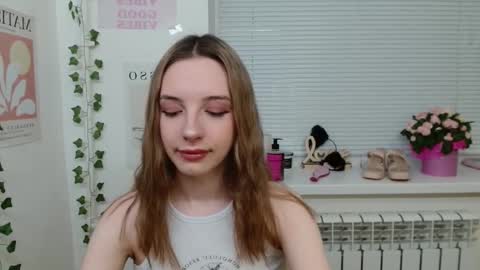 Adele online show from 02-11-25, 02:13