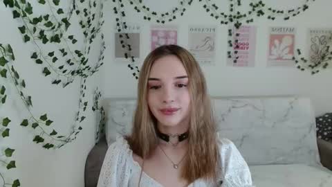 Adele online show from 02-28-25, 01:58