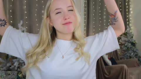 Adele online show from 01-24-25, 08:32