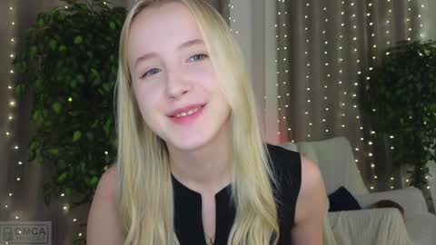 Adele online show from 01-29-25, 06:18