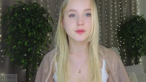 Adele online show from 01-31-25, 08:54