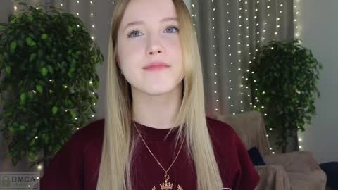 Adele online show from 02-08-25, 06:12