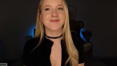 Adele online show from 02-14-26, 09:11