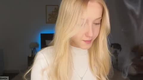 Adele online show from 03-17-26, 08:56