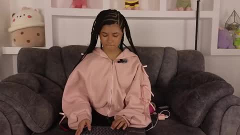 Snapshot of adele_carter_ chatting on 09-16-25, 11:55 Andrea online show from 09-16-25, 11:55