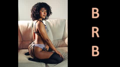 Snapshot of adele_carter_ chatting on 10-31-25, 11:22 Andrea online show from 10-31-25, 11:22