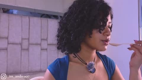 Snapshot of adele_carter_ chatting on 04-12-26, 12:10 Andrea online show from 04-12-26, 12:10