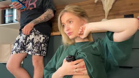Adele Nick online show from 05-20-26, 10:21