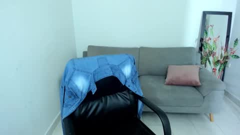 Carolina online show from 11-05-25, 10:37