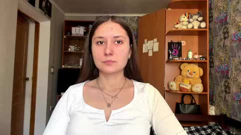 Snapshot of adeleapel chatting on 03-24-26, 12:10 Poly online show from 03-24-26, 12:10