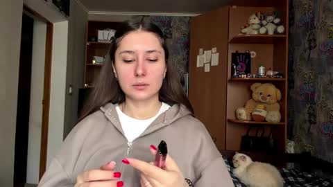 Snapshot of adeleapel chatting on 04-03-26, 08:12 Poly online show from 04-03-26, 08:12