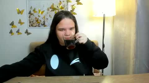 adelecruzz online show from 02-23-25, 01:10