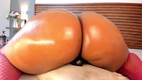 Adele  online show from 09-26-25, 06:23