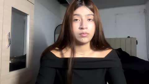 adellein foxx online show from 10-14-25, 01:50