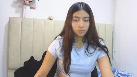 Snapshot of adelein_foxxx chatting on 07-14-26, 02:05 adellein foxx online show from 07-14-26, 02:05