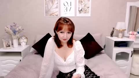 AdeleMoran online show from 09-17-25, 07:04
