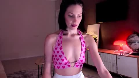 Snapshot of adeleshinem chatting on 10-04-25, 02:48 Adele Shine online show from 10-04-25, 02:48