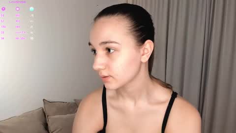 adelexx_zll online show from 01-16-26, 06:23
