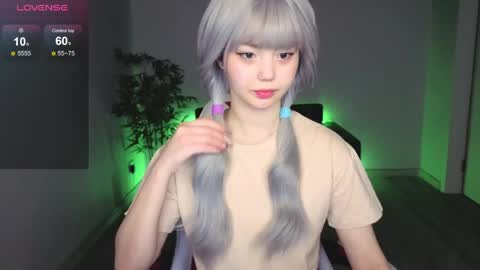 adelina__flower online show from 05-01-26, 02:27