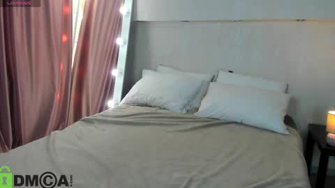 Snapshot of adelina_bliss chatting on 04-27-26, 01:14 Adelina bliss online show from 04-27-26, 01:14
