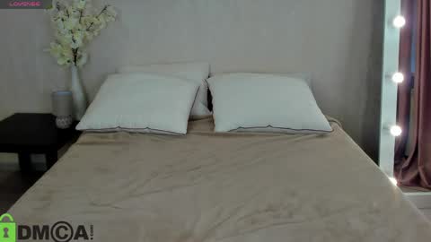 Snapshot of adelina_bliss chatting on 05-05-26, 10:01 Adelina bliss online show from 05-05-26, 10:01