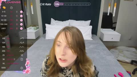 Snapshot of adelina_cowell chatting on 02-01-25, 05:47 Adelina online show from 02-01-25, 05:47