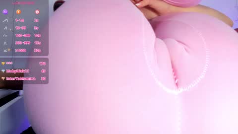 adelinaconte1 online show from 02-07-25, 10:30