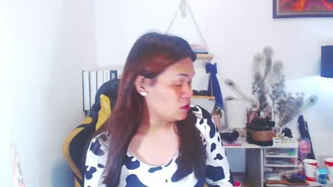 Snapshot of adellahuge22 chatting on 02-28-26, 07:48 Adellahuge05 online show from 02-28-26, 07:48