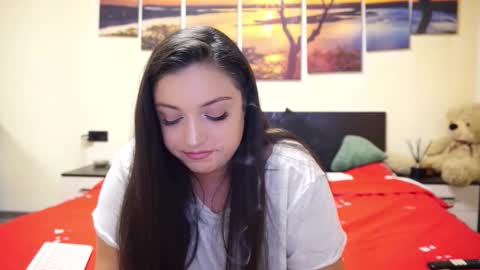 Adellineee online show from 10-07-25, 09:45