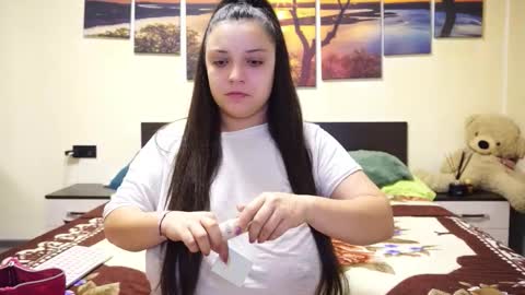 Adellineee online show from 12-03-25, 09:57