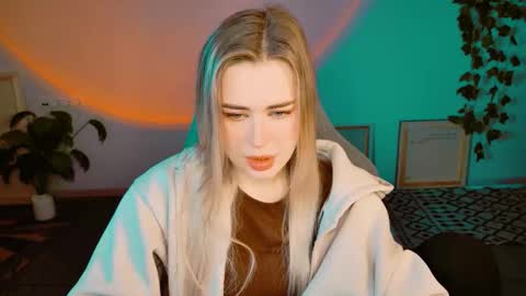 Adel online show from 10-22-25, 02:39